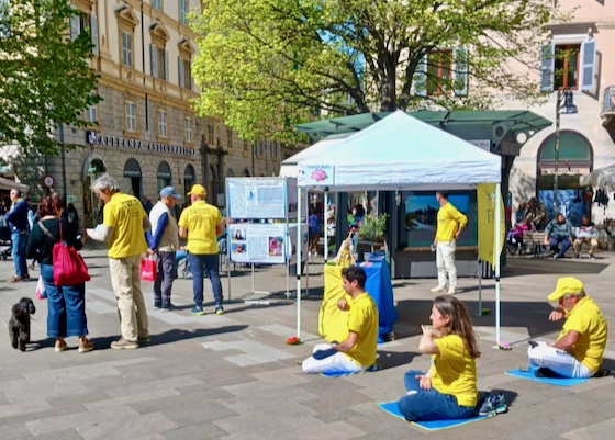 Image for article Itálie: Představení Falun Dafa v pobřežním městě Ancona