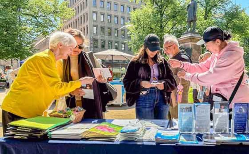 Image for article Finsko: Představení Falun Dafa veřejnosti v rámci Helsinského dne