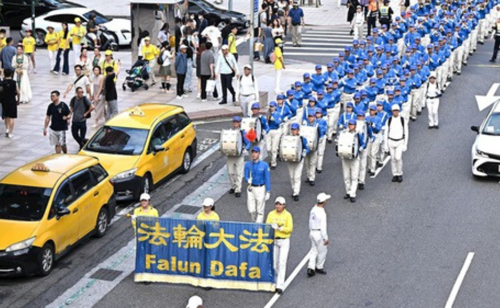 Image for article Taiwan: Lidé během velkého pochodu v Taipei vyjádřili podporu Falun Gongu