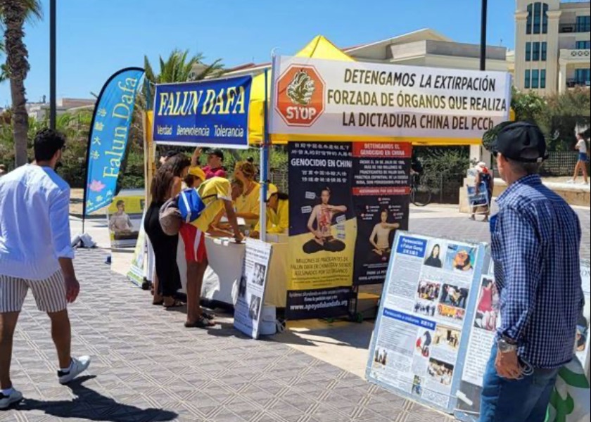 Image for article Valencie, Španělsko: Představení Falun Dafa a zvyšování povědomí o pronásledování