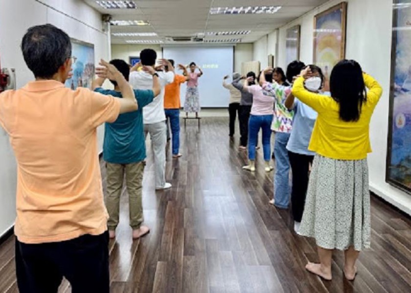 Image for article Singapur: Noví studenti oceňují devítidenní semináře Falun Dafa