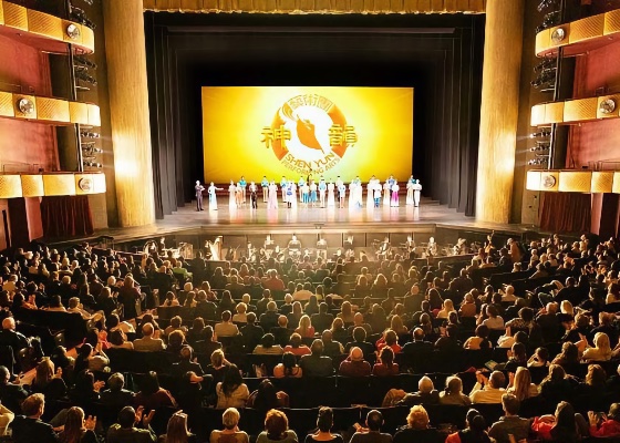 Image for article Jsem hrdým dobrovolníkem Shen Yun