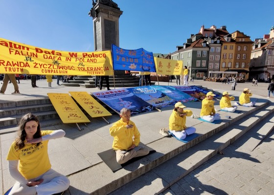 Image for article Polsko: Akce na připomínku poklidného protestu z 25. dubna 1999