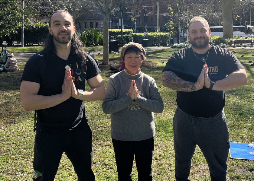 Image for article Sydney, Austrálie: Lidé se v parku Belmore učí cvičení Falun Dafa