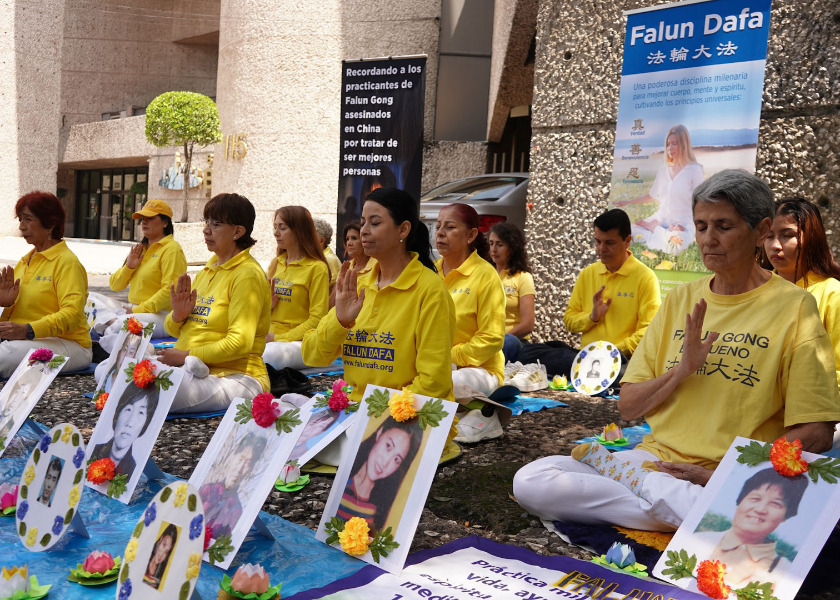 Image for article Mexiko: Veřejnost se připojuje k praktikujícím a volá po ukončení pronásledování Falun Dafa ze strany KS Číny