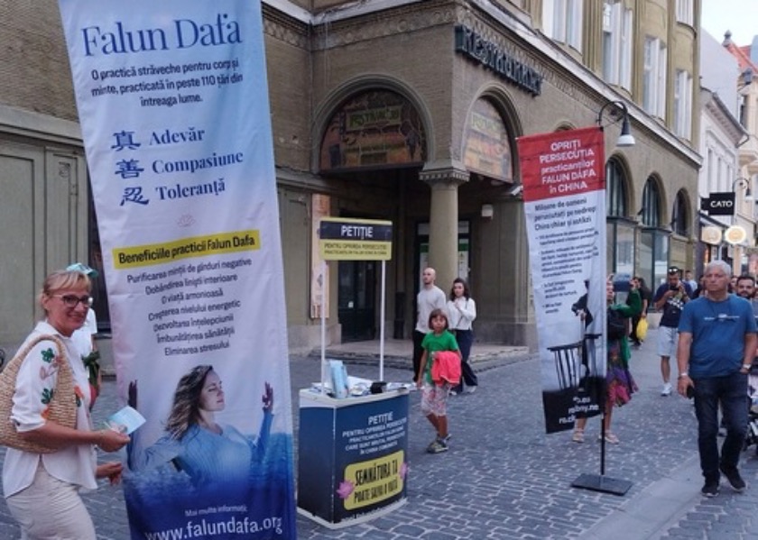 Image for article Rumunsko: Veřejnost se na informační akci seznámila s Falun Dafa