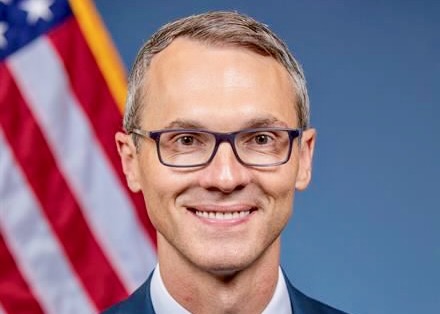 Image for article Americký kongresman blahopřeje Shen Yun Performing Arts k 20. výročí