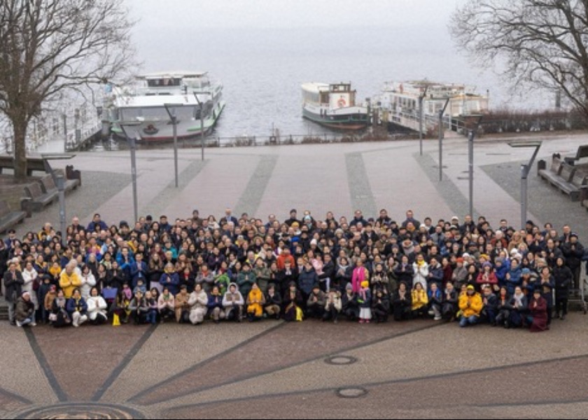 Image for article Praktikující Falun Dafa v Německu a německy mluvící oblasti Švýcarska děkují Mistrovi a přejí mu šťastný nový rok