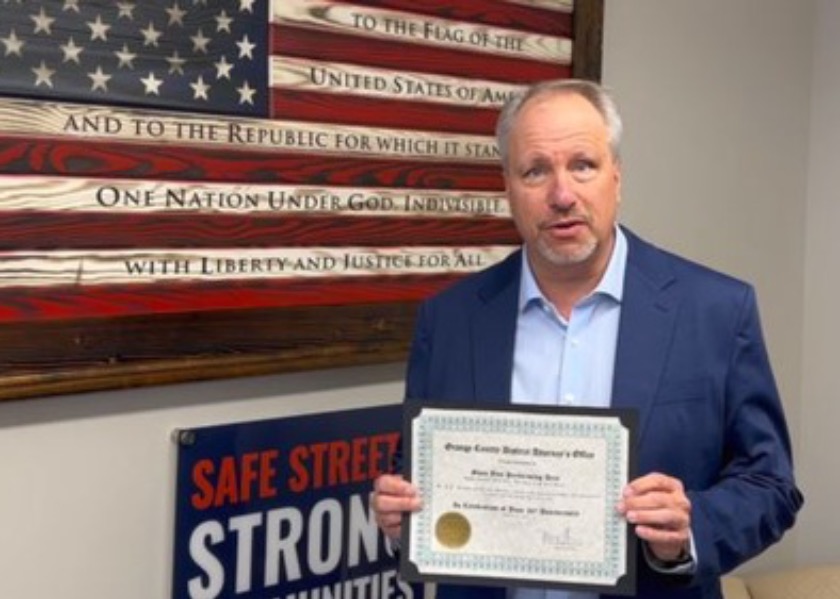 Image for article Prokurátor okresu Orange County oceňuje Shen Yun a vítá jej v New Yorku