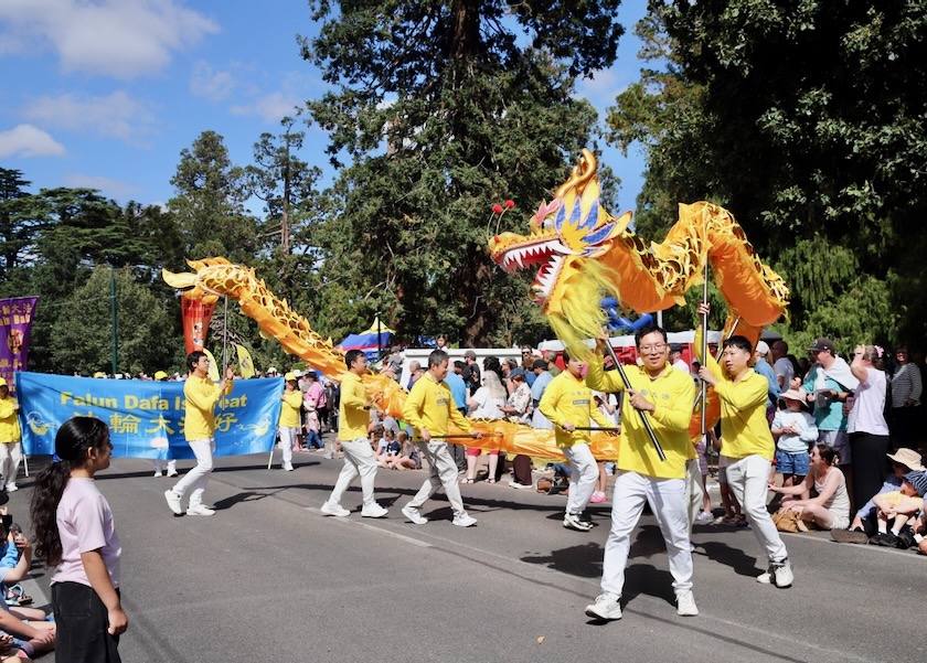 Image for article Austrálie: Falun Dafa oceněn na festivalu Begonia ve městě Ballarat