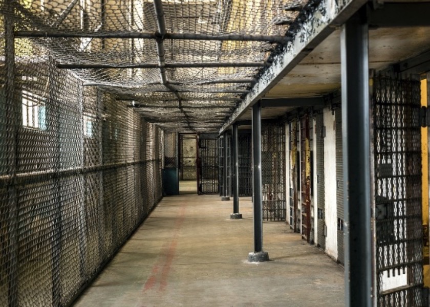 Image for article Poslední pokus soudce uvěznit 94letého muže k výkonu tříletého trestu uloženého v roce 2021