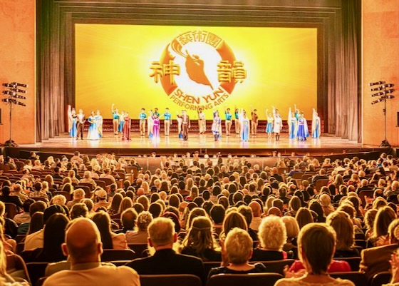 Image for article Shen Yun ohromuje diváky v Americe a Evropě: „10 z 10“