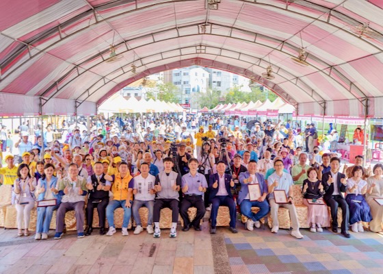 Image for article Vládní představitelé poděkovali Falun Dafa během oslav Dne Falun Dafa na jihozápadě Taiwanu