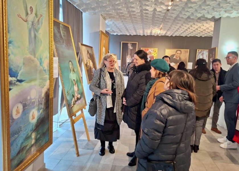 Image for article „Síla a krása“ tváří v tvář pronásledování: Výstava umění Pravdivost–Soucit–Snášenlivost oslovila obyvatele bulharského Dobrichu