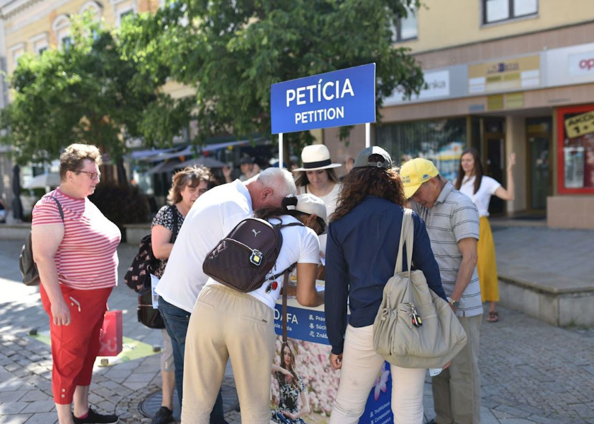 Image for article Slovensko: „Nikdo by neměl být pronásledován za své přesvědčení“