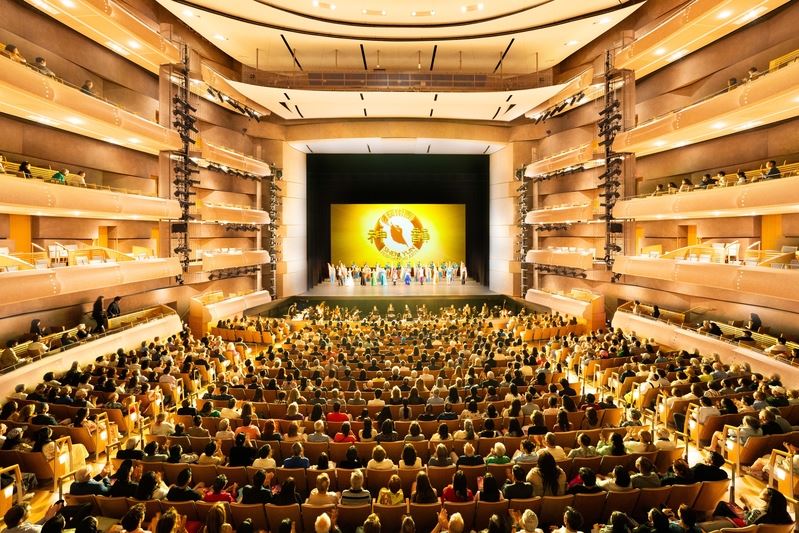 Image for article Shen Yun se vrací do Toronta s podporou volených představitelů: „Stojíme za vámi“