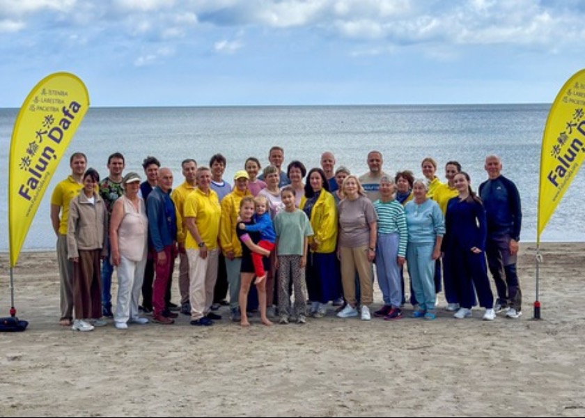 Image for article Praktikující Falun Dafa se na letním soustředění v Lotyšsku zamýšlejí nad svou kultivací